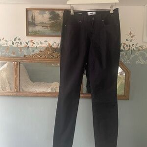 Sonoma size 6, black curvy skinny jeans